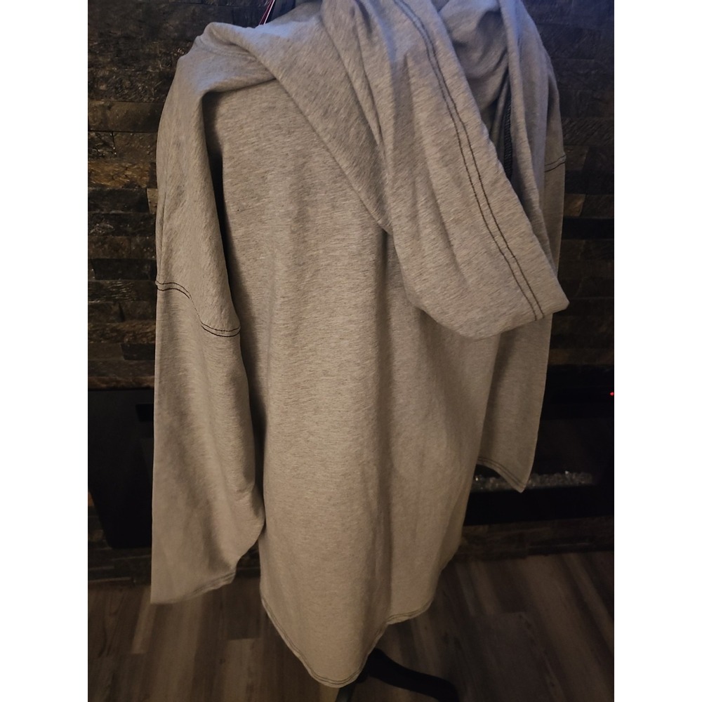 From Fur Mama To Baby Mama Hooded Gray  Sweatshirt NEW Maternity Size Medium - Picture 6 of 7